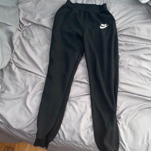 Nike joggers